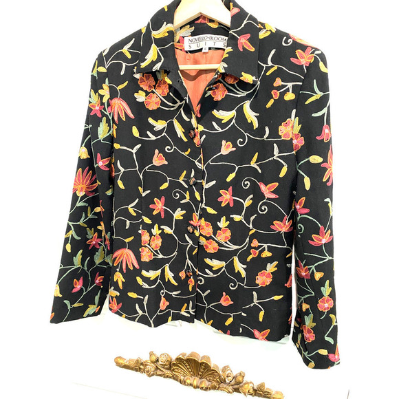 NOVIELLO BLOOM SUITS - black & colorful flower embodied  wool jacket, size 6 - Picture 1 of 5
